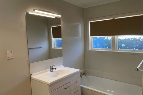 Photo of property in 3/162 Onewa Road, Northcote, Auckland, 0627