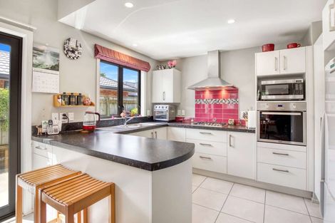 Photo of property in 9 Ward Street, Palmerston North, 4410