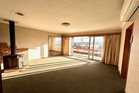 Photo of property in 12 Cambridge Street, Balclutha, 9230