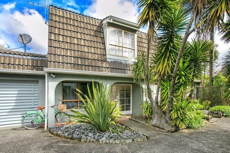 Photo of property in 6 Burns Avenue, Takapuna, Auckland, 0622