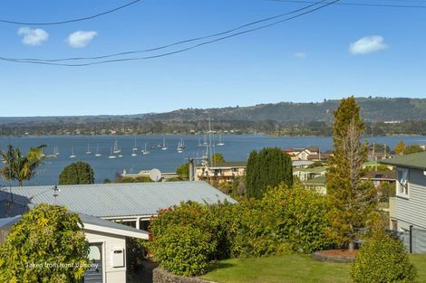 Photo of property in 32 Vivian Drive, Omokoroa, 3114