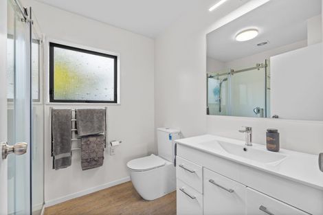 Photo of property in 6b Dickson Crescent, Hornby, Christchurch, 8042