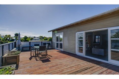 Photo of property in 32 Regent Street, West End, Timaru, 7910