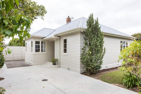 Photo of property in 59 Park Road, West End, Palmerston North, 4412