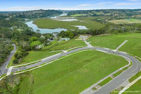 Photo of property in 15 Awanui Road, Red Beach, 0932