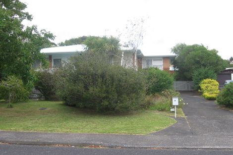 Photo of property in 24 Powrie Street, Glenfield, Auckland, 0629