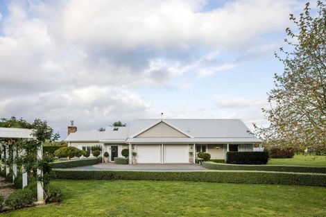 Photo of property in 41 Catra Place, Matangi, Hamilton, 3287