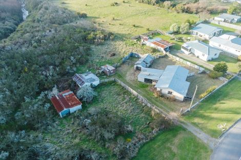 Photo of property in 38 Bridge Street, Eketahuna, 4900