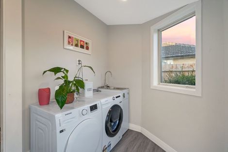 Photo of property in 72 Wingate Street, Redwood, Christchurch, 8051