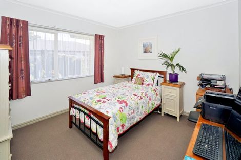 Photo of property in 21 Dowman Place, Te Puke, 3119