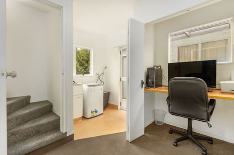 Photo of property in 5 Redwood Close, Paraparaumu, 5032