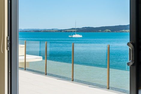 Photo of property in 42 Manganese Point Road, Tamaterau, Whangarei, 0174