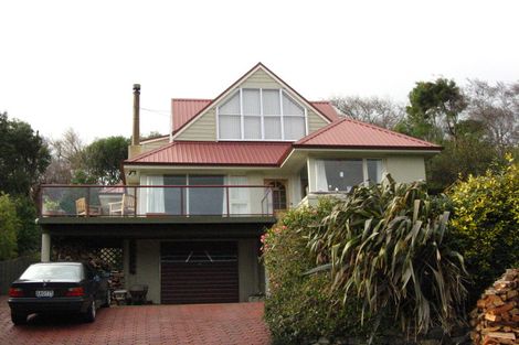 Photo of property in 13 Bayne Terrace, Macandrew Bay, Dunedin, 9014