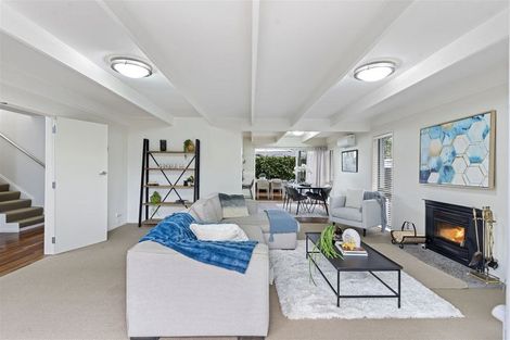 Photo of property in 10 Sanctuary Point, Sunnyhills, Auckland, 2010