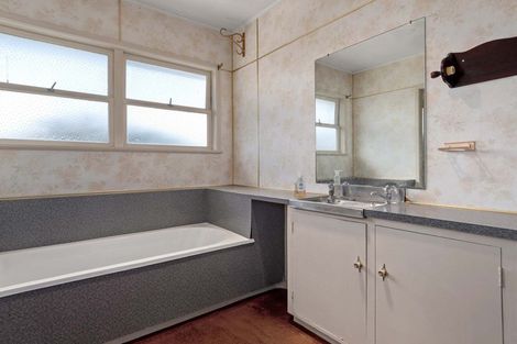 Photo of property in 82 Harbour Drive, Otumoetai, Tauranga, 3110