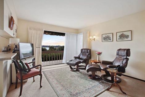 Photo of property in 5 Essington Place, Half Moon Bay, Auckland, 2012