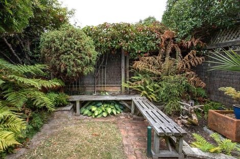 Photo of property in 3 Ripon Street, Lyttelton, 8082