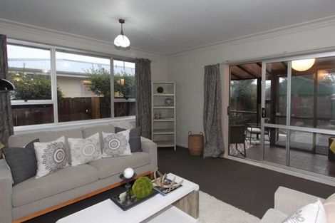 Photo of property in 21 Inwoods Road, Parklands, Christchurch, 8083