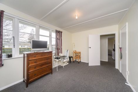 Photo of property in 8 Brighton Crescent, Highbury, Palmerston North, 4412