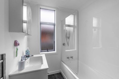 Photo of property in 124 Newcastle Street, Windsor, Invercargill, 9810