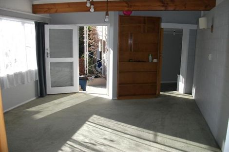 Photo of property in 15 Scenic Heights, Acacia Bay, Taupo, 3330