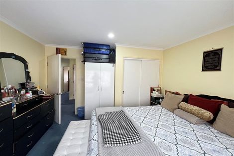 Photo of property in 5 Senator Drive, Manurewa, Auckland, 2105