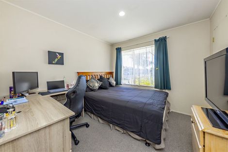 Photo of property in 32 Berwyn Avenue, Takanini, 2112