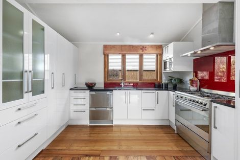 Photo of property in 25 Pinnacle Street, Seatoun, Wellington, 6022