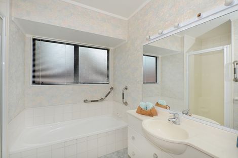 Photo of property in 11 Wordsworth Place, Stoke, Nelson, 7011