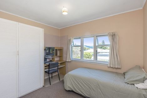 Photo of property in 5 Allen Road, Raumati Beach, Paraparaumu, 5032