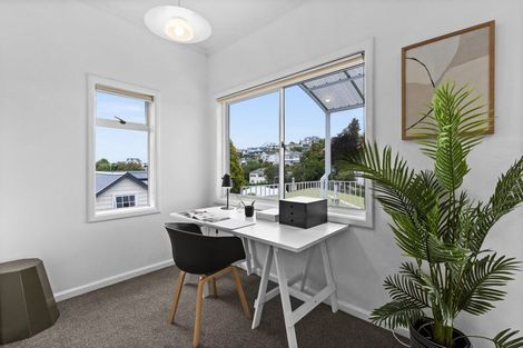Photo of property in 3 Clyde Road, Bluff Hill, Napier, 4110
