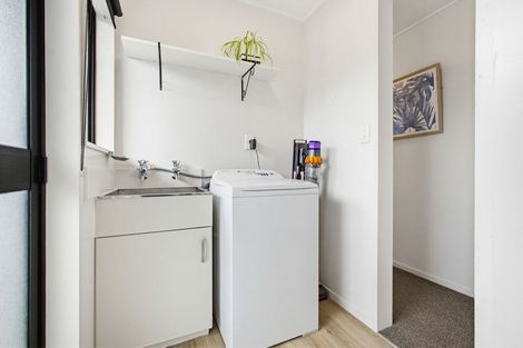 Photo of property in 1/17 Atherfold Crescent, Greenmeadows, Napier, 4112