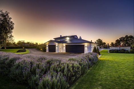 Photo of property in 59 Busby Hill, Havelock North, 4130