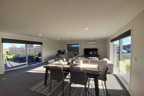 Photo of property in 48 Harakeke Drive, Wharewaka, Taupo, 3330