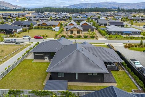 Photo of property in 7 Dingle Street, Lake Hawea, 9382