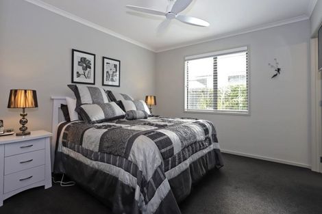 Photo of property in 24 Harding Drive, Papamoa Beach, Papamoa, 3118