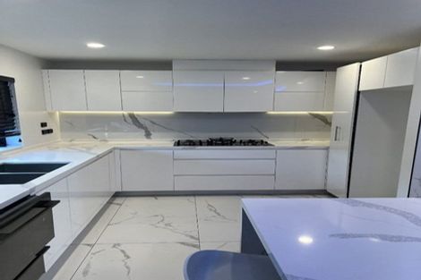 Photo of property in 5 Wyon Way, Flat Bush, Auckland, 2016