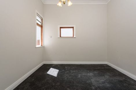 Photo of property in 26 Herald Street, Berhampore, Wellington, 6023