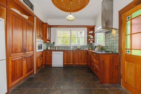 Photo of property in 17 Norwood Road, Bayswater, Auckland, 0622