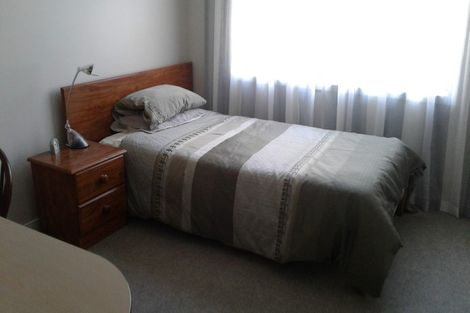 Photo of property in 28 Saint Pauls Drive, Brookfield, Tauranga, 3110