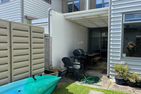 Photo of property in 94 Hobsonville Point Road, Hobsonville, Auckland, 0616