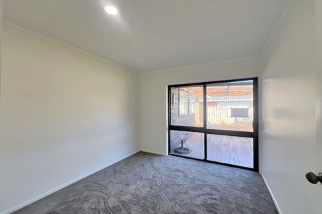 Photo of property in 1/25 Millhouse Drive, Northpark, Auckland, 2013