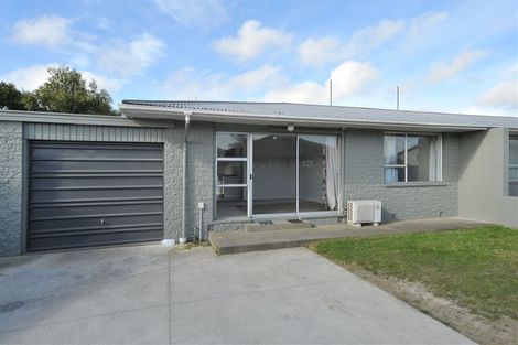 Photo of property in 2/32 Lyndon Street, Riccarton, Christchurch, 8041