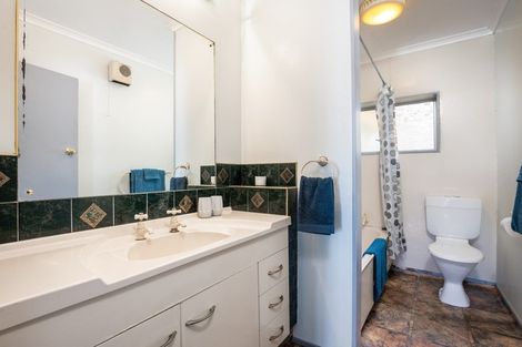 Photo of property in 45 Cutfield Road, New Plymouth, 4310