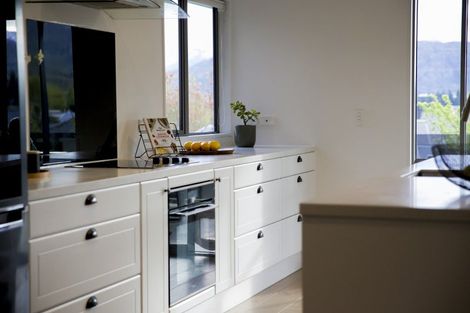 Photo of property in 6 Oxfordshire Avenue, Lower Shotover, Queenstown, 9304