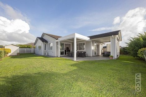 Photo of property in 15 Turpin Road, Riverhead, 0820