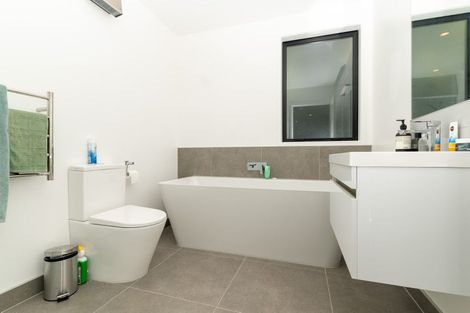 Photo of property in 23 Cessna Crescent, Mangere, Auckland, 2022