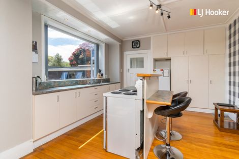 Photo of property in 135 Tomahawk Road, Andersons Bay, Dunedin, 9013