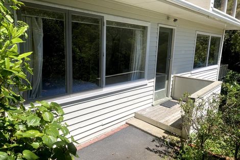 Photo of property in 42 Moana Road, Kelburn, Wellington, 6012