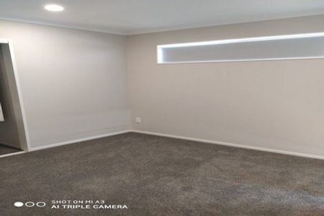 Photo of property in 28 Combat Street, Papakura, 2110